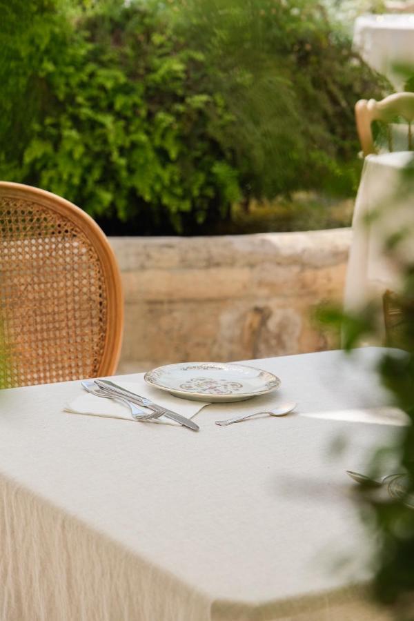 L'Abbaye Hotel Ла-Коль-сюр-Лу Экстерьер фото